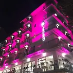 Lively 3* ベラーリア・イジェア・マリーナ